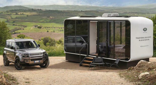 Land Rover, Defender Eco Home scopre le bellezze d’Italia. Progetto con Airbnb e con una casa mobile trainata da Defender